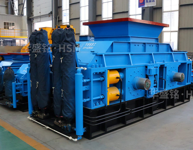 全自動(dòng)液壓對(duì)輥破碎機(jī) 全自動(dòng)液壓對(duì)輥破碎機(jī)